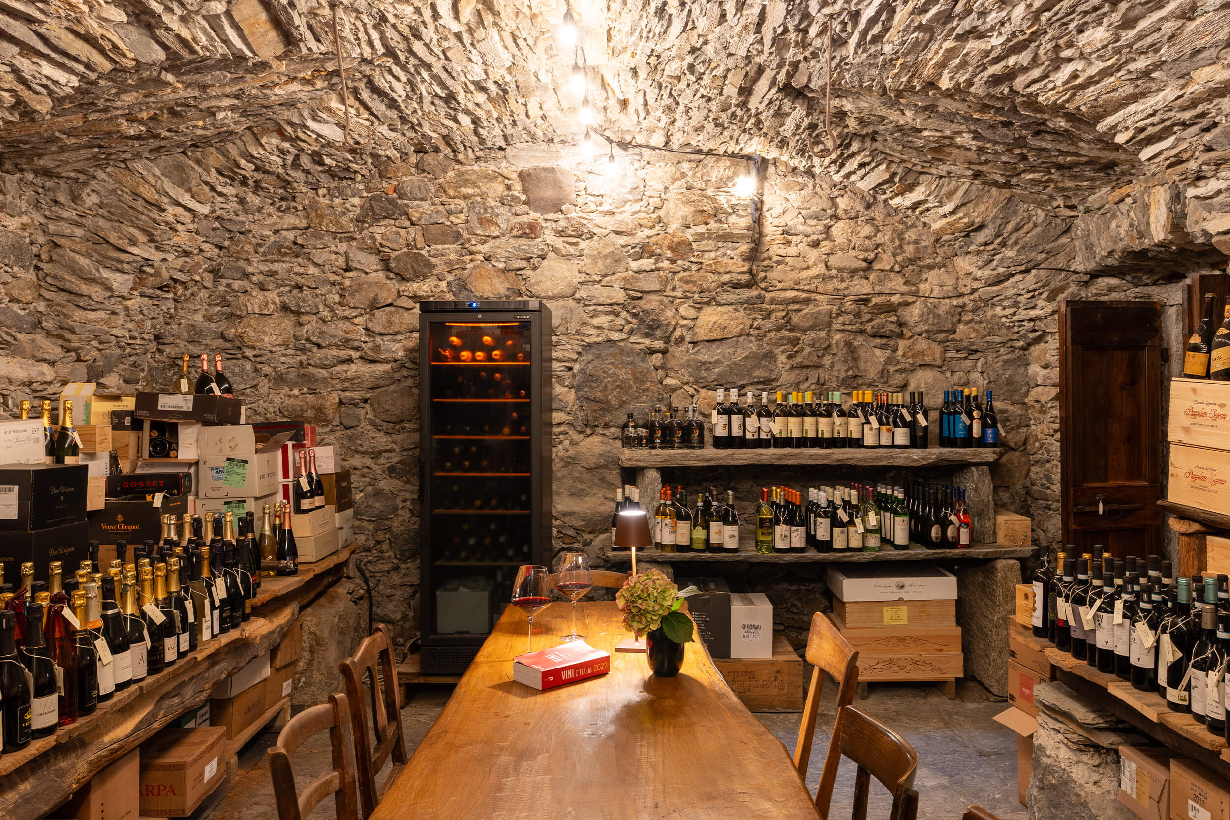 in-villa sommelier Tuscany 