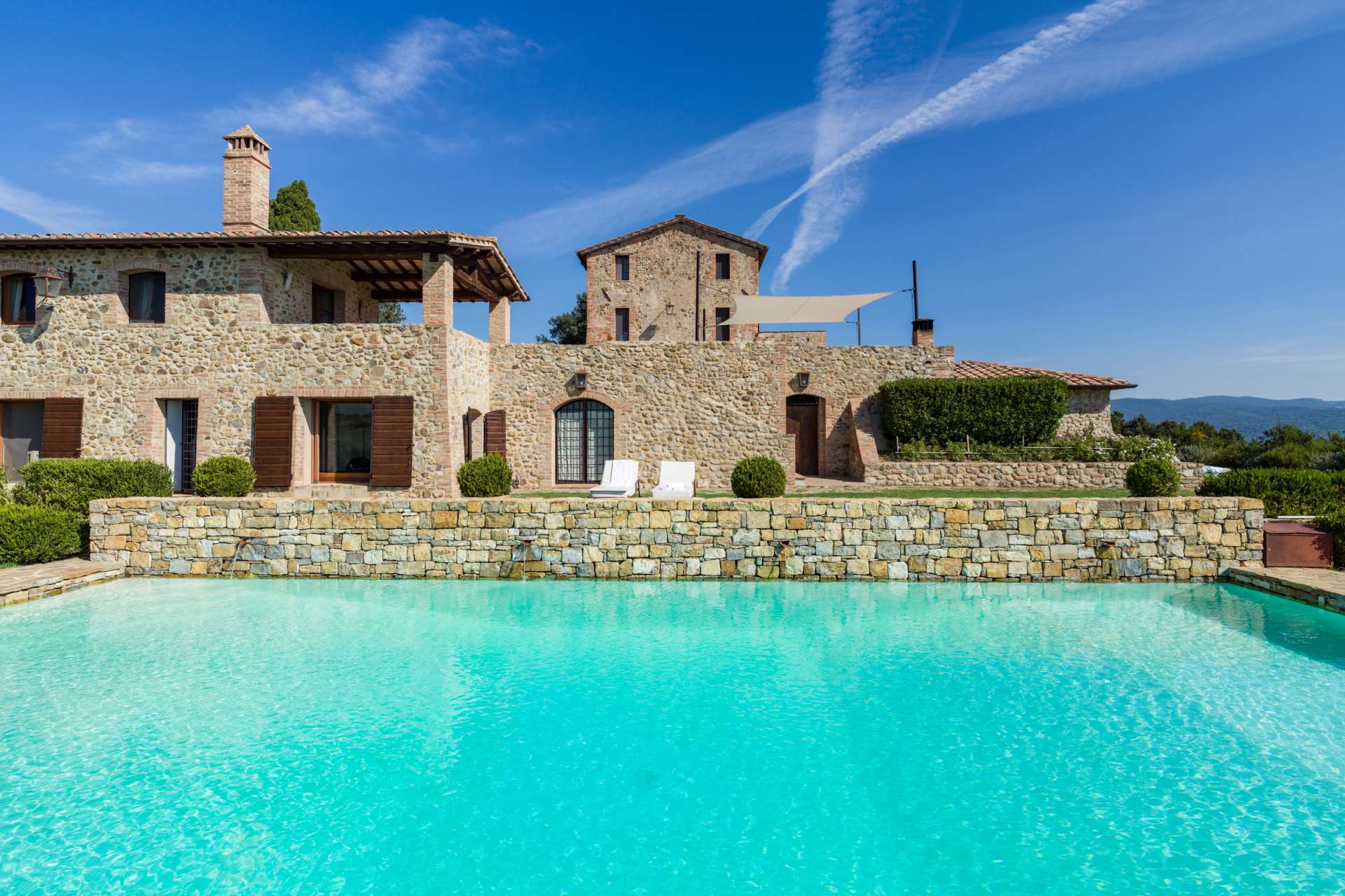 Belsguardo The heated infinity pool measures 14 x 6.10 meters with a variable depth from 1.12 to 2.05 meters and steps for entry/exit