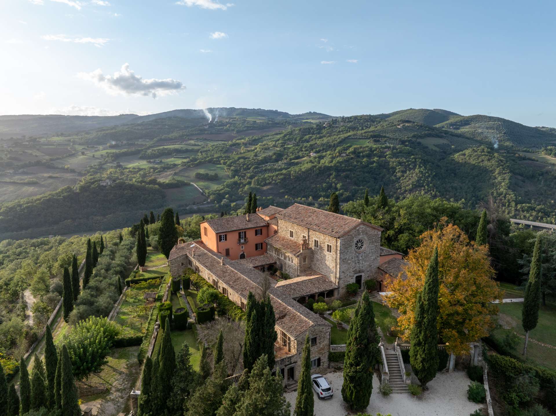 Villa San Giacomo,once a 13th-century convent, the villa is set within 10 hectares (25 acres) of breathtaking private grounds