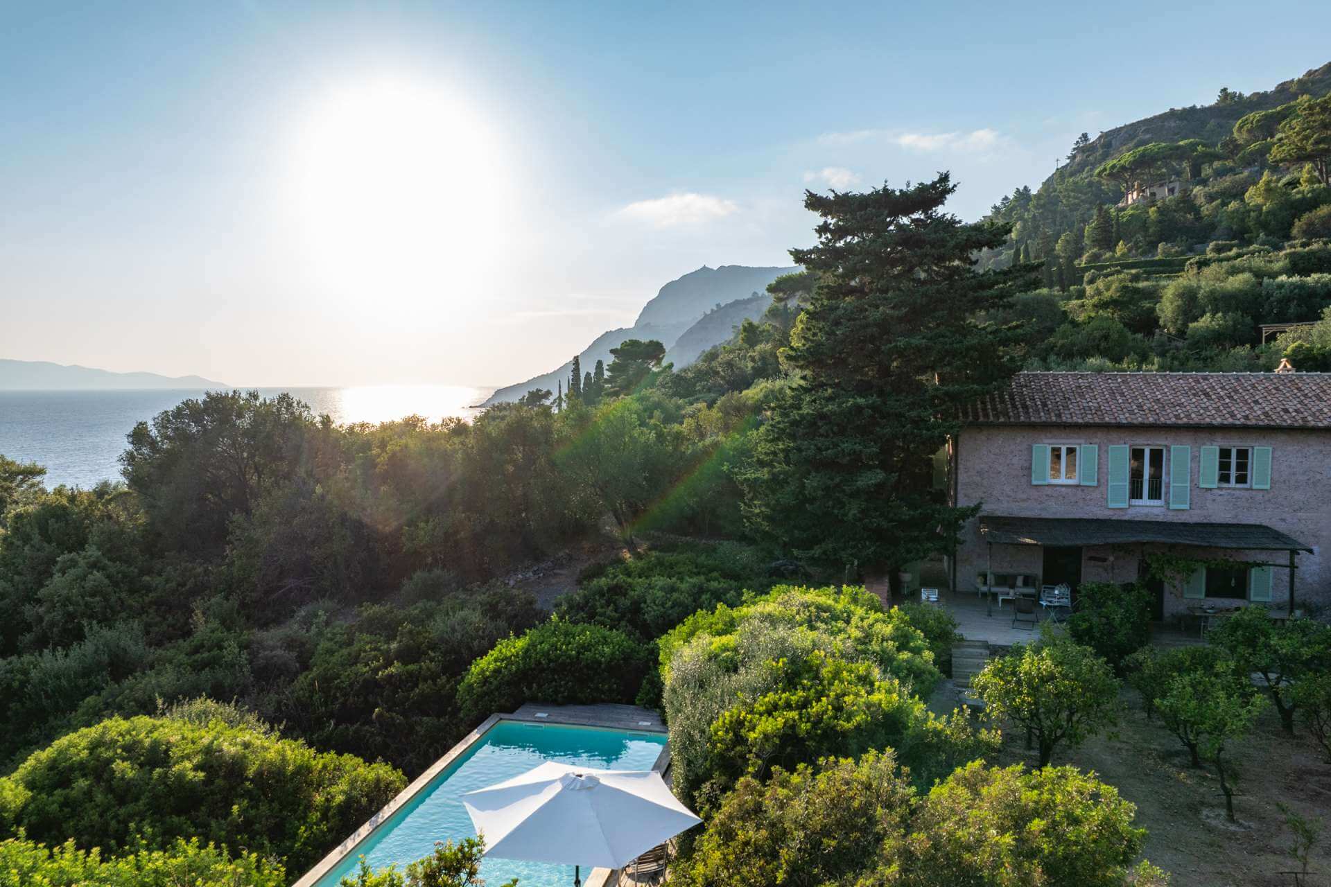  L’Agrumento dell’ Isola coastal villa with private pool surrounded by Mediterranean greenery