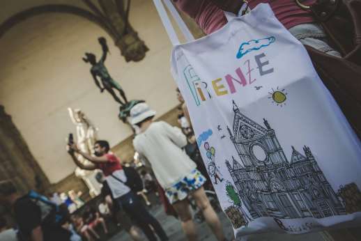 Uffizi & Florentine Squares - Wondering around Piazza della Singnoria in Florence
