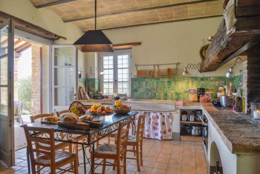 Acqua e Miele - A well-equipped kitchen.