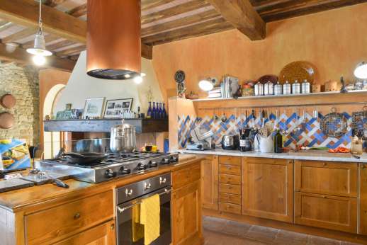 I Tre Cipressi | 5 Bed Luxury Villa with Pool | Florence | Tuscany