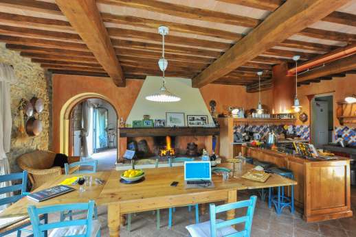 I Tre Cipressi - Large open kitchen and dining area