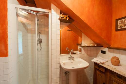 I Tre Cipressi - Bathroom with shower