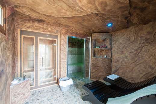 Il Chiesino - Spa area part of the guesthouse, but with separate entrance, with sauna, turkish bath with shower