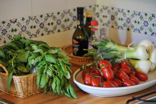 L'Olmo - Fresh and tasteful produces so part of Italian life.