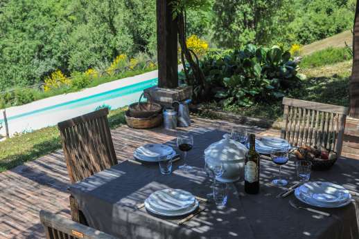 L’Olmo (x 4 people) with Staff and Cook - Dine in comfort surrounded by wonderful views.