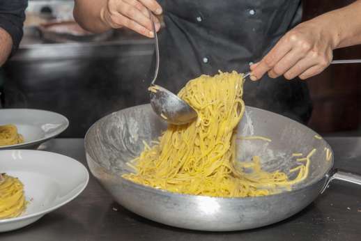 L’Olmo (x 4 people) with Staff and Cook - Local cook can prepare local cuisine of your choice