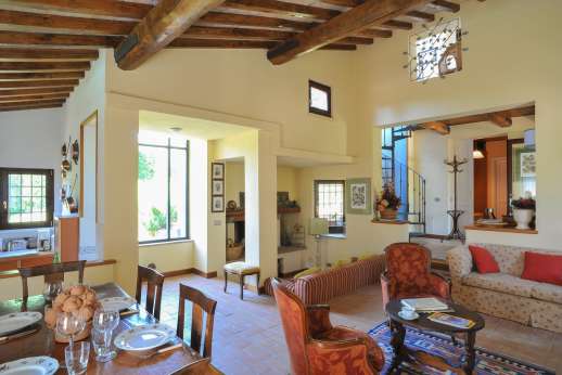 L’Olmo (x 4 people) with Staff and Cook - Open plan dining and sitting room