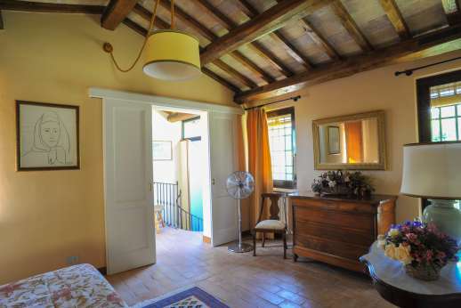 L’Olmo (x 4 people) with Staff and Cook - another view of the first floor bedroom