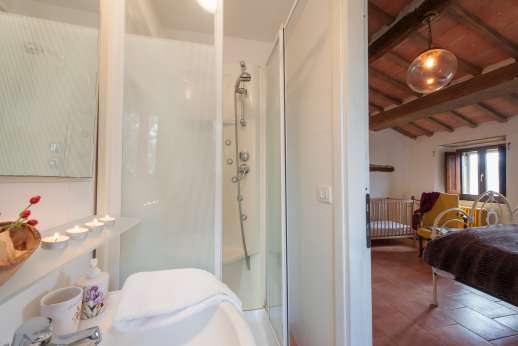 La Pianstella - Ensuite bathroom