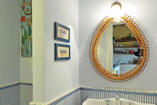 La Villa Di Petroio - Service bathroom of the west wing.