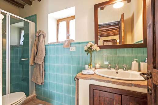 Le Gorgacce - An en suite bathroom.