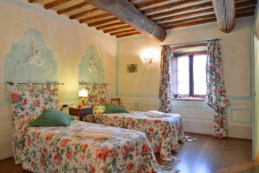 Podere Celli - Another of the air conditioned twin bedrooms.