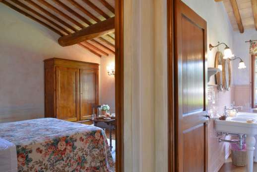 Podere Celli (x 22 people) with Staff and Cook