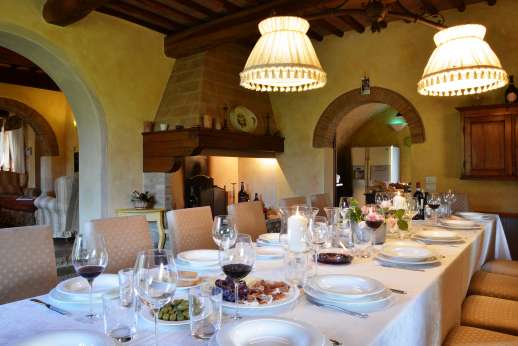 Podere Celli (x 26 people) with Staff and Cook