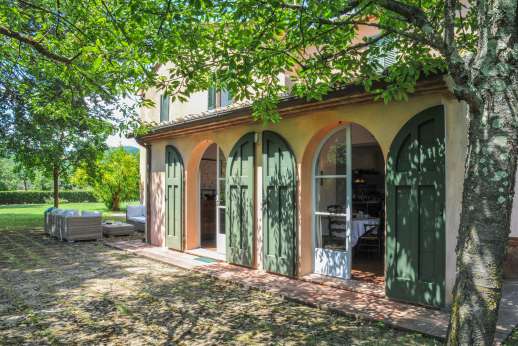 Poggio Alto - Outdoor sitting area, many nooks around the house and garden designed as quiet spots for reading.