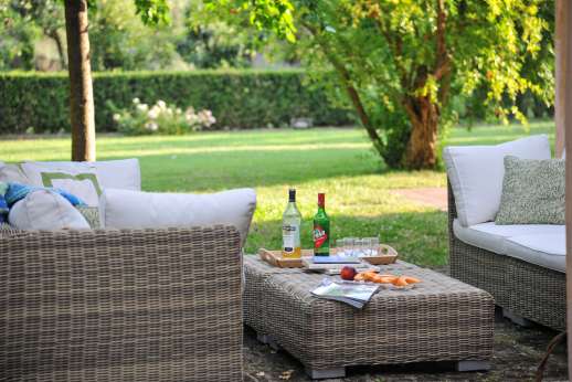 Poggio Alto -Relaxing outdoor seating area by the villa
