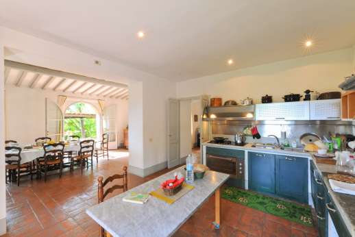 Poggio Alto - Kitchen and indoor dining
