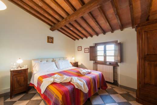 Rosso Fiorentino - Second floor air-conditioned double bedroom convertible to twin