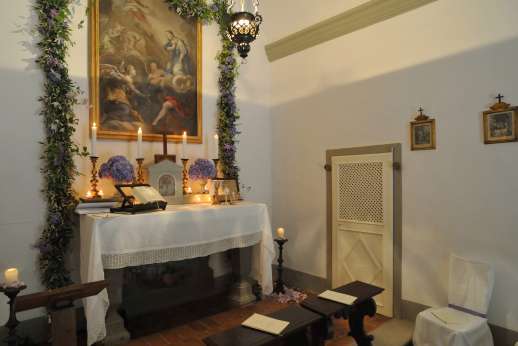 The Estate Of Petroio - The private chapel.