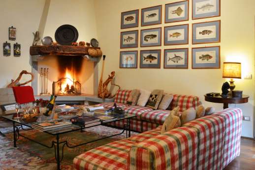 The Estate Of Petroio - Second floor sitting room of the main house La Villa di Petroio