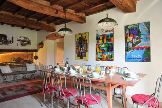 The Estate of Petroio with Staff and Cook - Main house breakfast room.