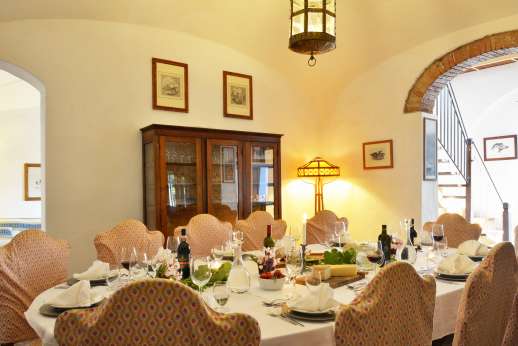 Tizzano - Formal dining room with lovely finishings on ground floor.