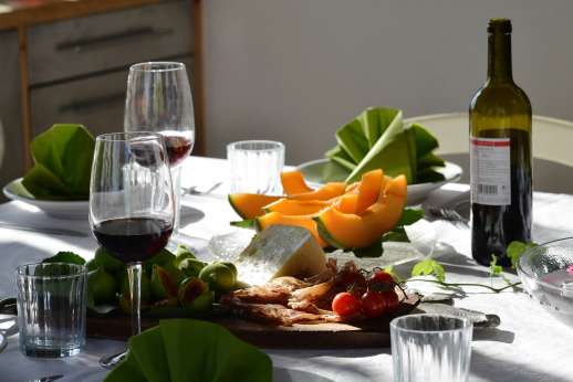 Tizzano - Great opportunities to sample wine and food combinations.