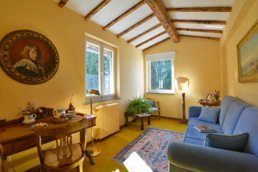 Vecchia Fattoria - The adjoining suite for the air conditioned double bedroom