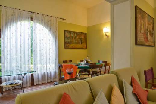 Villa Astori - The sitting room has many areas