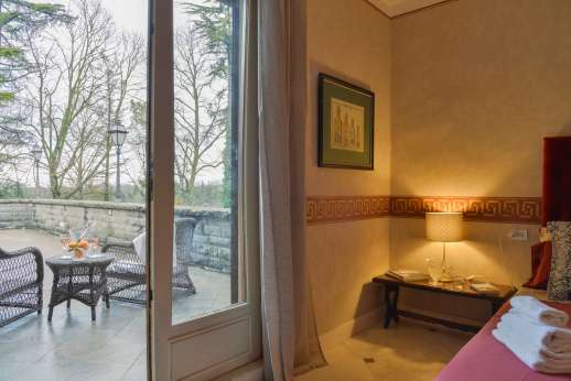 Villa Atena - Bedroom has outside access