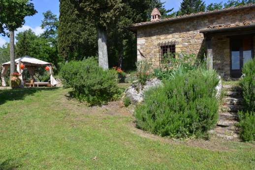 Villa Cignano - A traditional stone farmhouse typical of the Chianti region of Tuscany.