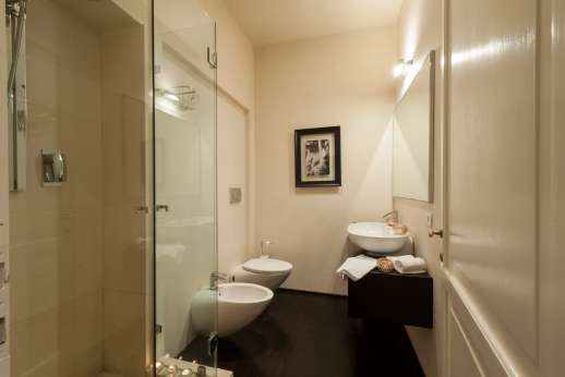 Weddings at Villa Di Masseto - Bathroom with shower.