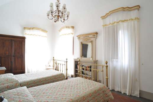 Weddings at Villa Di Masseto - One of the twin bedrooms on the first floor.