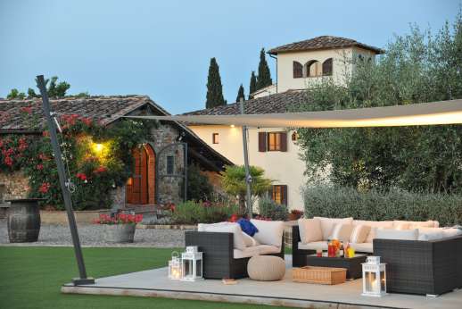 Villa Le Botti - Villa Le Botti lit in the evening