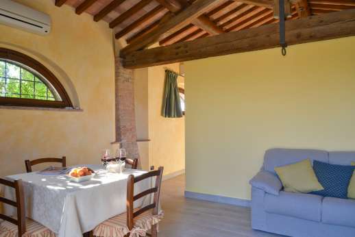 Villa Le Botti - Guesthouse living room with kitchenette