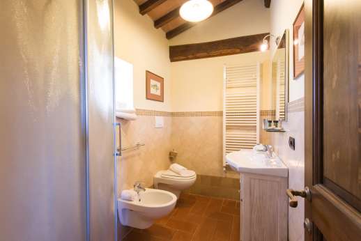 Villa Le Botti - En suite bathroom