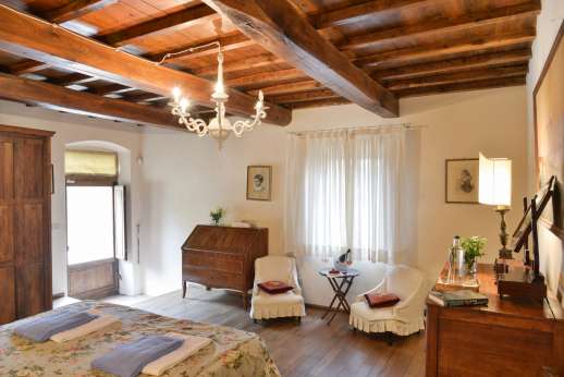 Gugliaie (x 14 people) with Staff and Cook - A view of another of the spacious double bedrooms
