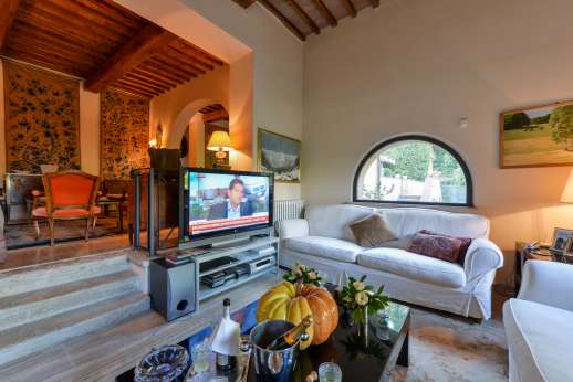 Villa Dasya - Down three steps into the sitting room with surround sound cinema.