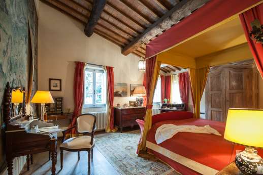 Villa Dasya - First floor, air-conditioned master double bedroom [king size] with an ensuite bathroom with Jacuzzi bath.
