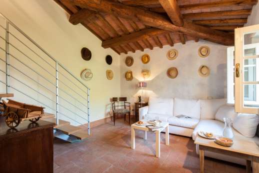 Villa Dasya - Second floor; Mezzanine suite: sitting room.