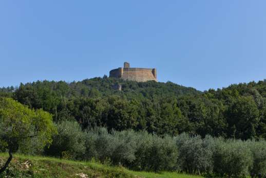 Querciatello - View of the castle Rocca Sillana, open to the public on weekends.