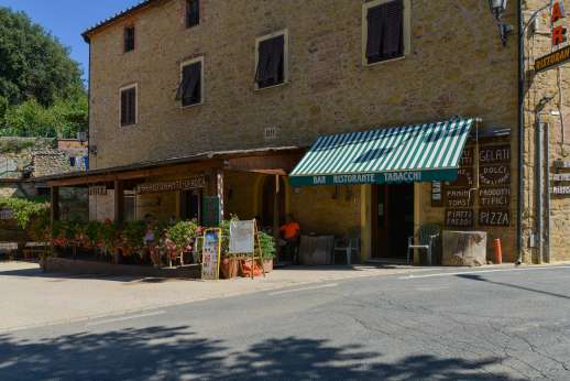 Querciatello - San Dalmazio, 4km/3 miles, a charming little village with a shop, a bar and two restaurants.