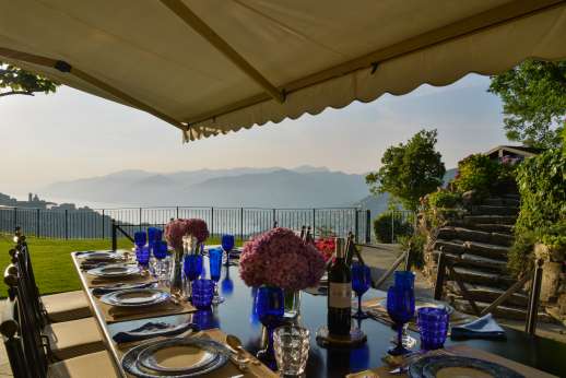 Bellaria - Outside dinging area with magical views over the coast