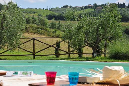 Villa Ostignano - The pool over looks the rolling countryside
