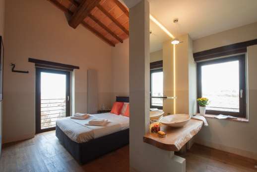 Poggiobuono - First floor air conditioned double bedrooms