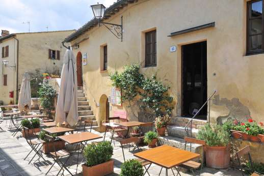 Poggiobuono - Restaurant in the village of Bagno Vignoni