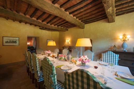 Poggio Ai Grilli - Dining room with space for 16 people.